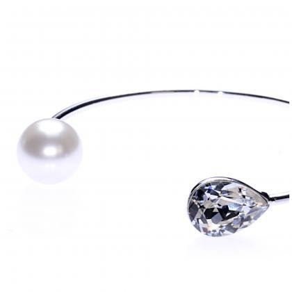 Dainty Bracelet / Pearl Bracelet / Crystal..