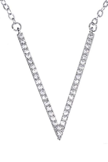 Silver Necklace / Dainty Necklace / Delicate Necklace / Classy Jewelry / Simple Necklace / Everyday Necklace / V Necklace / Zircon Necklace